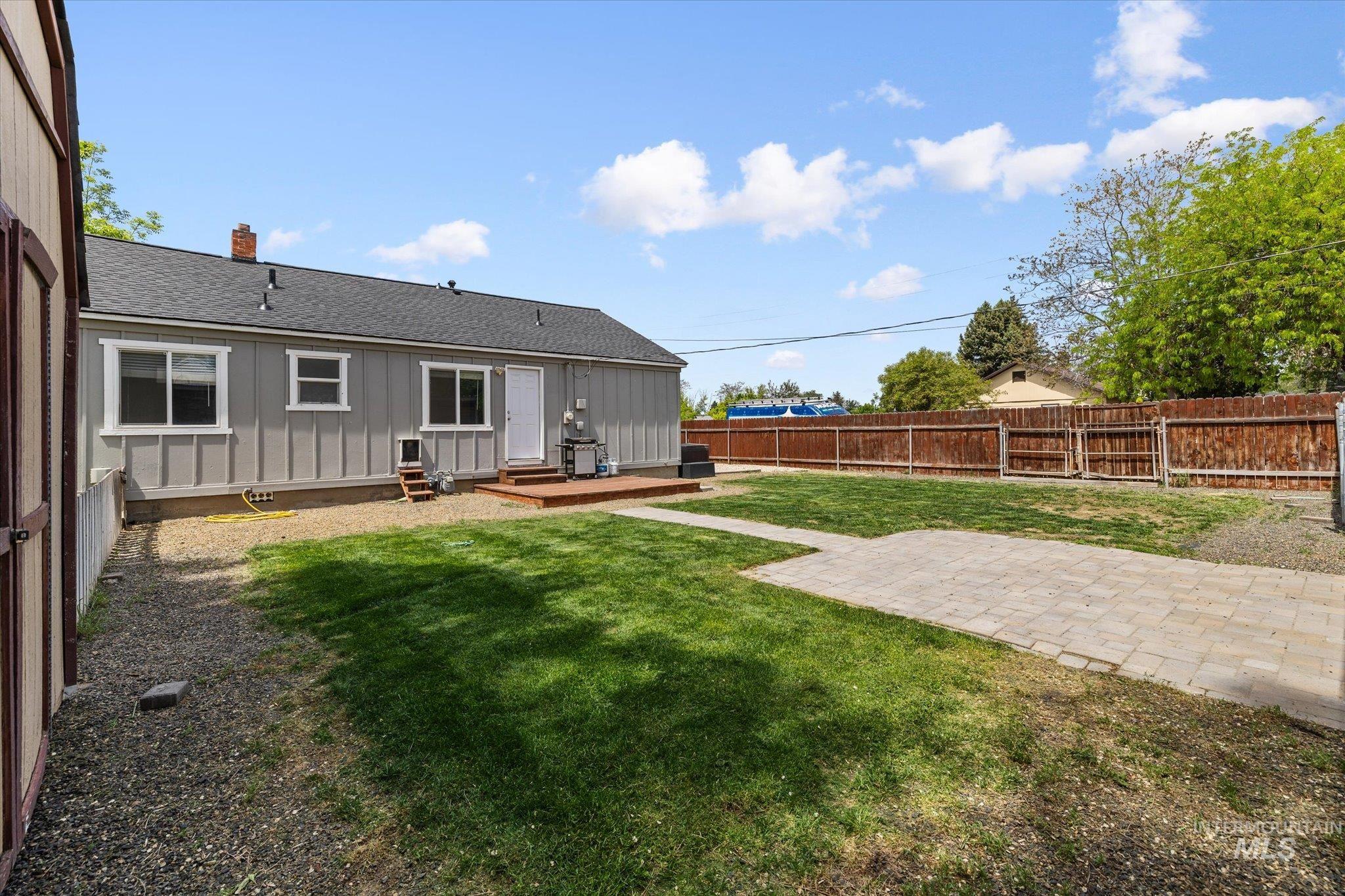 304 Maple St, Nampa, Idaho 83686, 3 Bedrooms, 2 Bathrooms, Residential For Sale, Price $334,900, 98986590