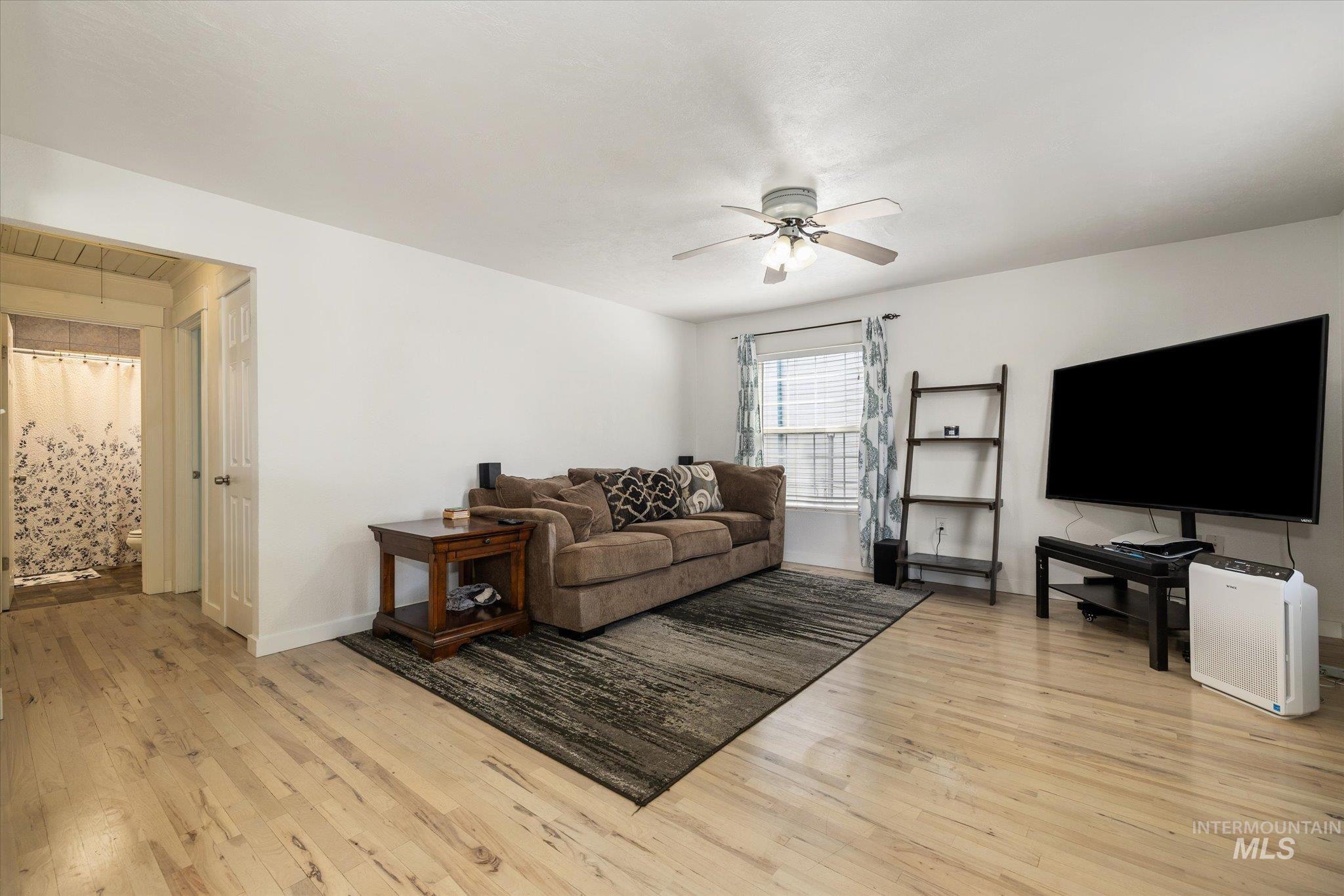 304 Maple St, Nampa, Idaho 83686, 3 Bedrooms, 2 Bathrooms, Residential For Sale, Price $334,900, 98986590