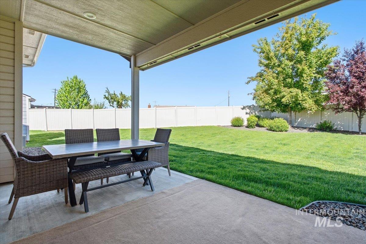 1183 N Buffalo Way, Middleton, Idaho 83644, 5 Bedrooms, 3 Bathrooms, Residential For Sale, Price $625,000, 98986592