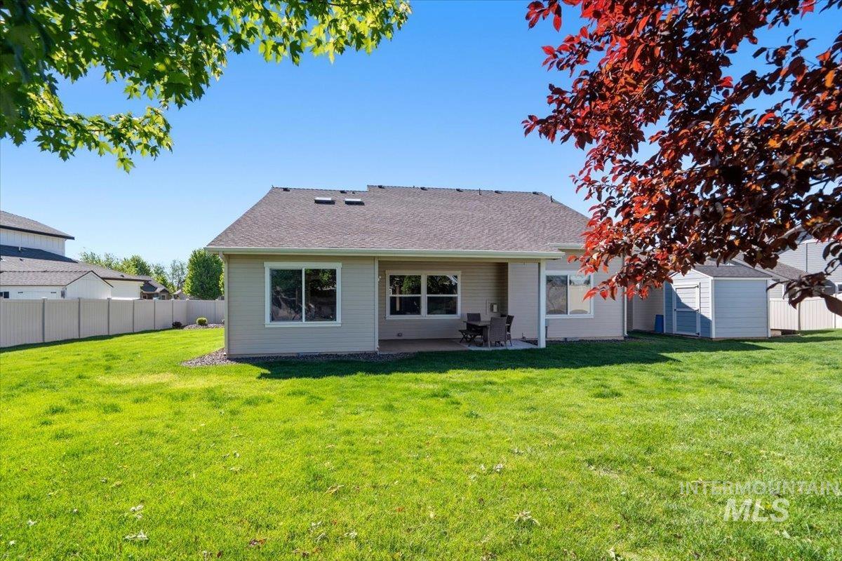 1183 N Buffalo Way, Middleton, Idaho 83644, 5 Bedrooms, 3 Bathrooms, Residential For Sale, Price $625,000, 98986592