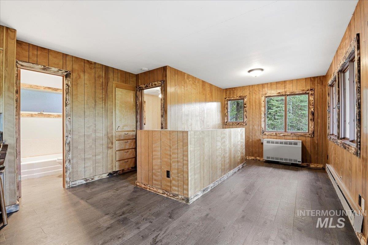 9791 Highway 55, Cascade, Idaho 83611, 2 Bedrooms, 2 Bathrooms, Residential For Sale, Price $299,900, 98986595