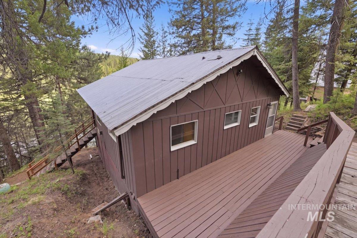 9791 Highway 55, Cascade, Idaho 83611, 2 Bedrooms, 2 Bathrooms, Residential For Sale, Price $299,900, 98986595