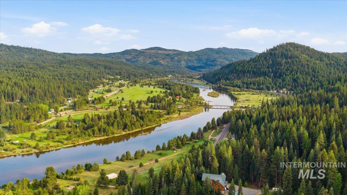 9791 Highway 55, Cascade, Idaho 83611, 2 Bedrooms, 2 Bathrooms, Residential For Sale, Price $299,900, 98986595