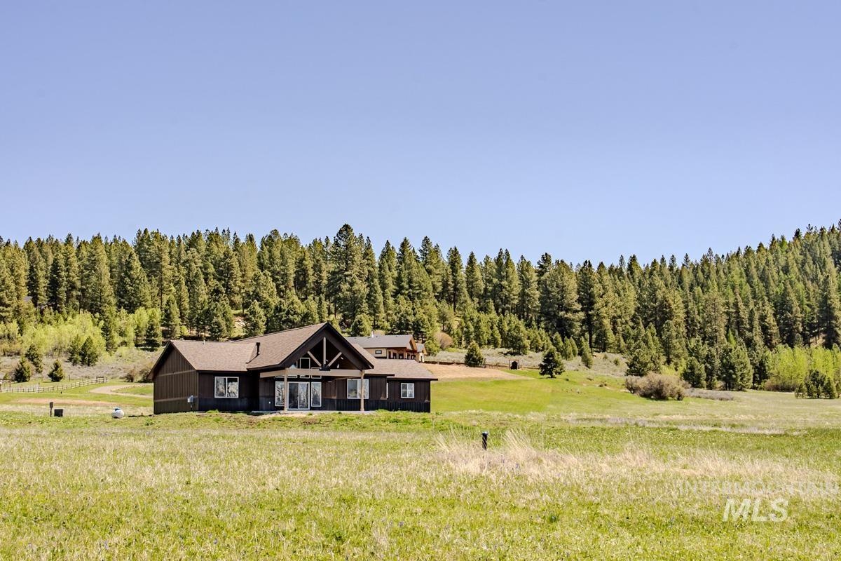 55 Chisum Drive, Donnelly, Idaho 83615, 3 Bedrooms, 2 Bathrooms, Residential For Sale, Price $975,000, 98986597