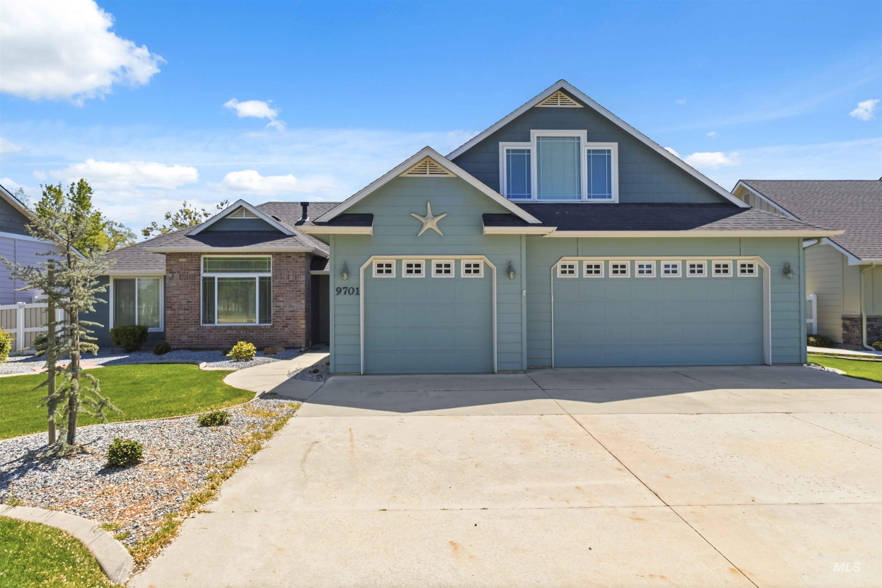 9701 W Penhurst Drive, Star, Idaho 83669, 4 Bedrooms, 3 Bathrooms, Residential For Sale, Price $620,000, 98986598