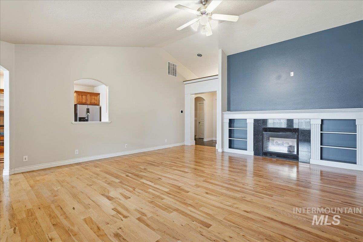 9701 W Penhurst Drive, Star, Idaho 83669, 4 Bedrooms, 3 Bathrooms, Residential For Sale, Price $599,900, 98986598