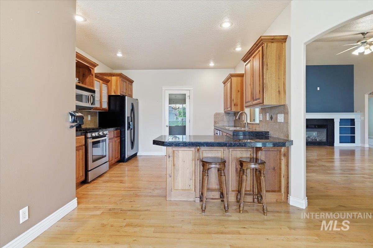 9701 W Penhurst Drive, Star, Idaho 83669, 4 Bedrooms, 3 Bathrooms, Residential For Sale, Price $599,900, 98986598