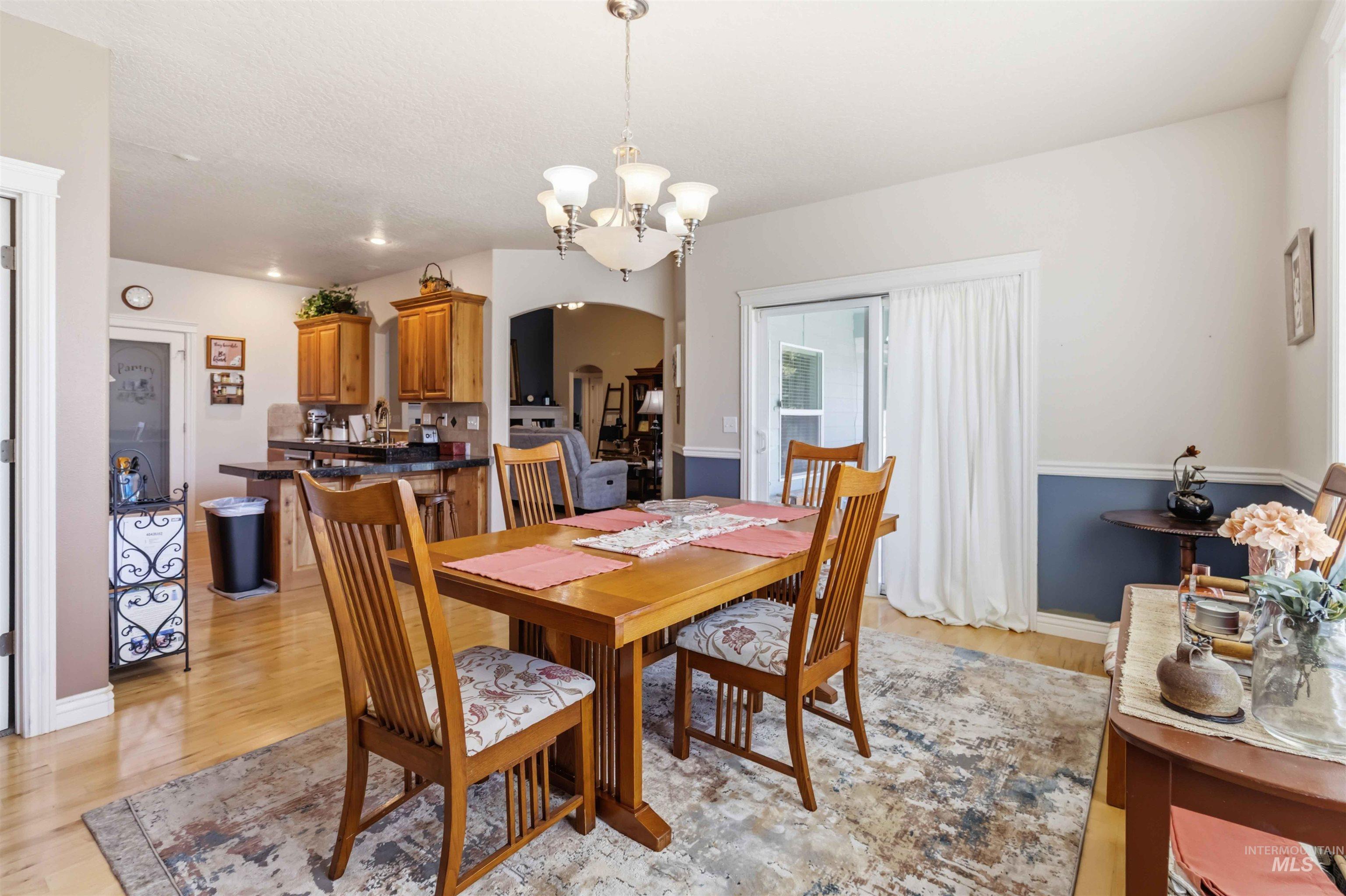 9701 W Penhurst Drive, Star, Idaho 83669, 4 Bedrooms, 3 Bathrooms, Residential For Sale, Price $620,000, 98986598