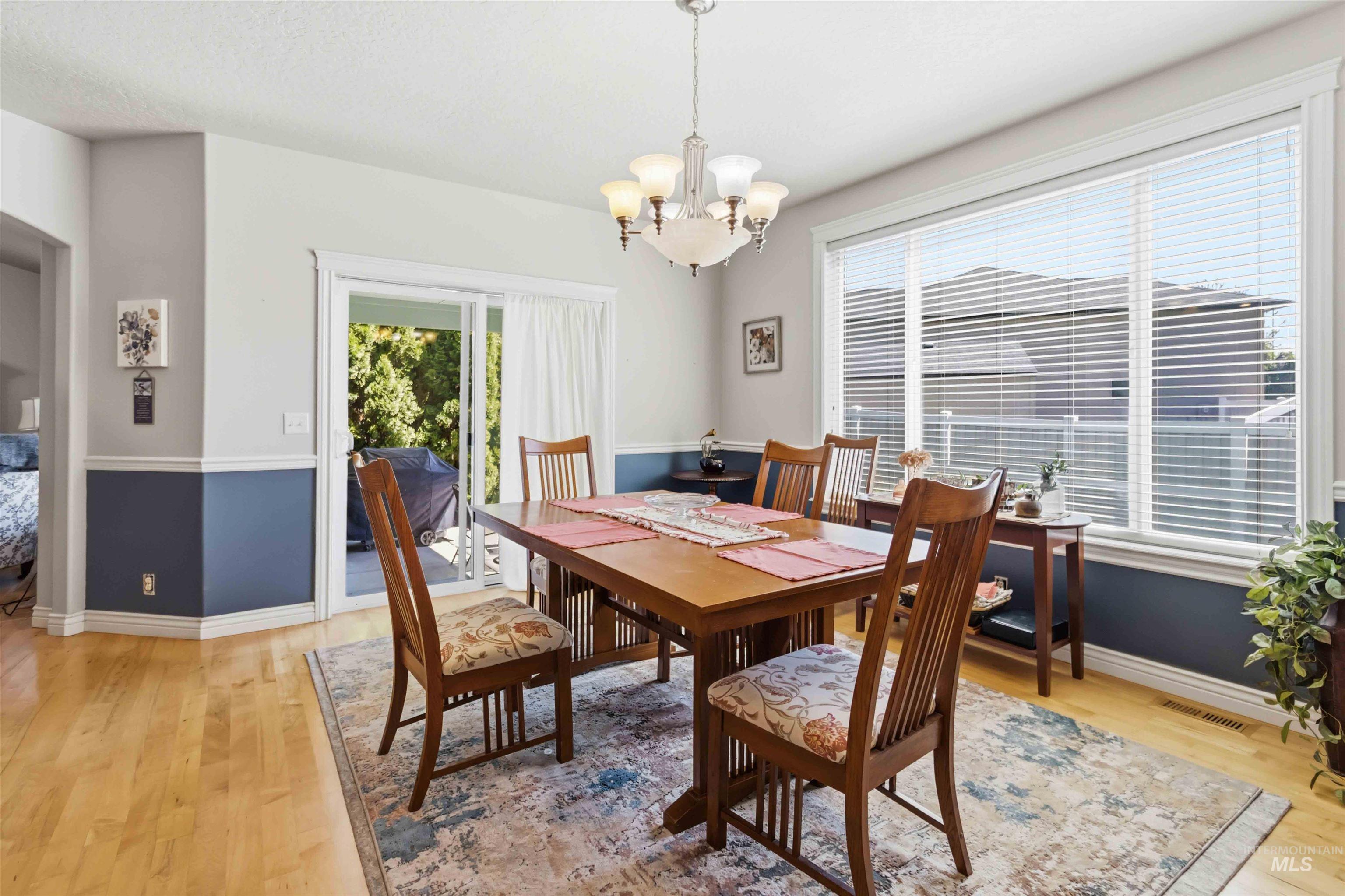 9701 W Penhurst Drive, Star, Idaho 83669, 4 Bedrooms, 3 Bathrooms, Residential For Sale, Price $620,000, 98986598