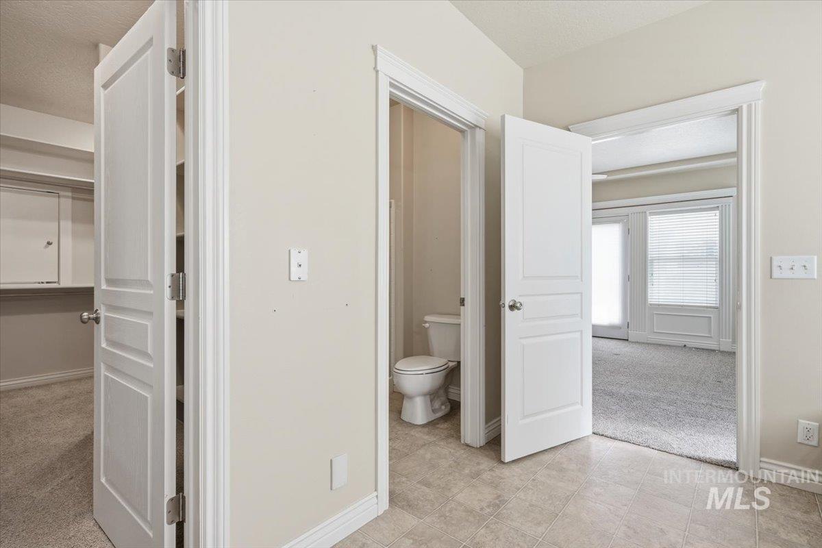 9701 W Penhurst Drive, Star, Idaho 83669, 4 Bedrooms, 3 Bathrooms, Residential For Sale, Price $599,900, 98986598
