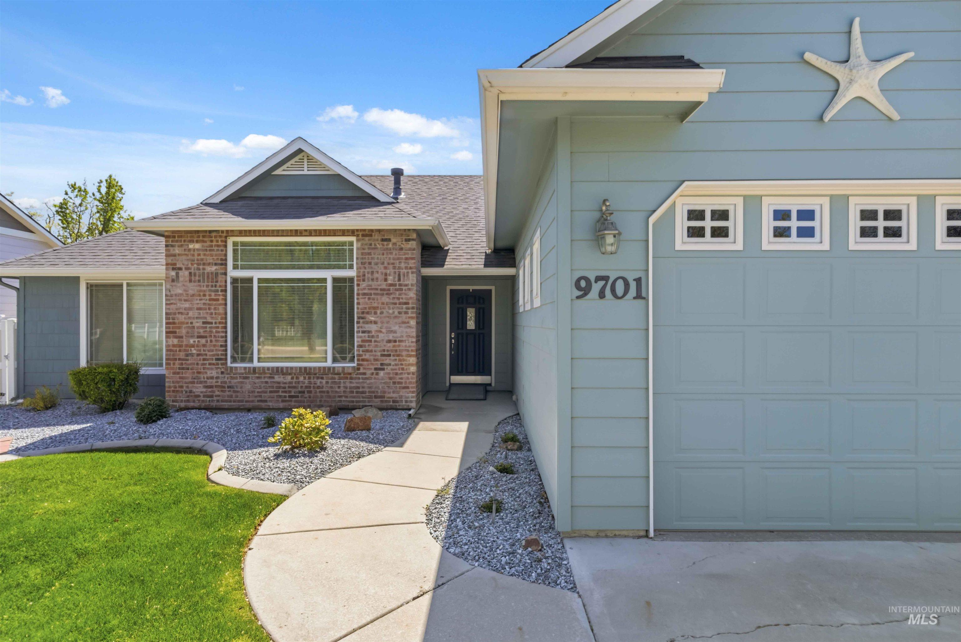 9701 W Penhurst Drive, Star, Idaho 83669, 4 Bedrooms, 3 Bathrooms, Residential For Sale, Price $620,000, 98986598