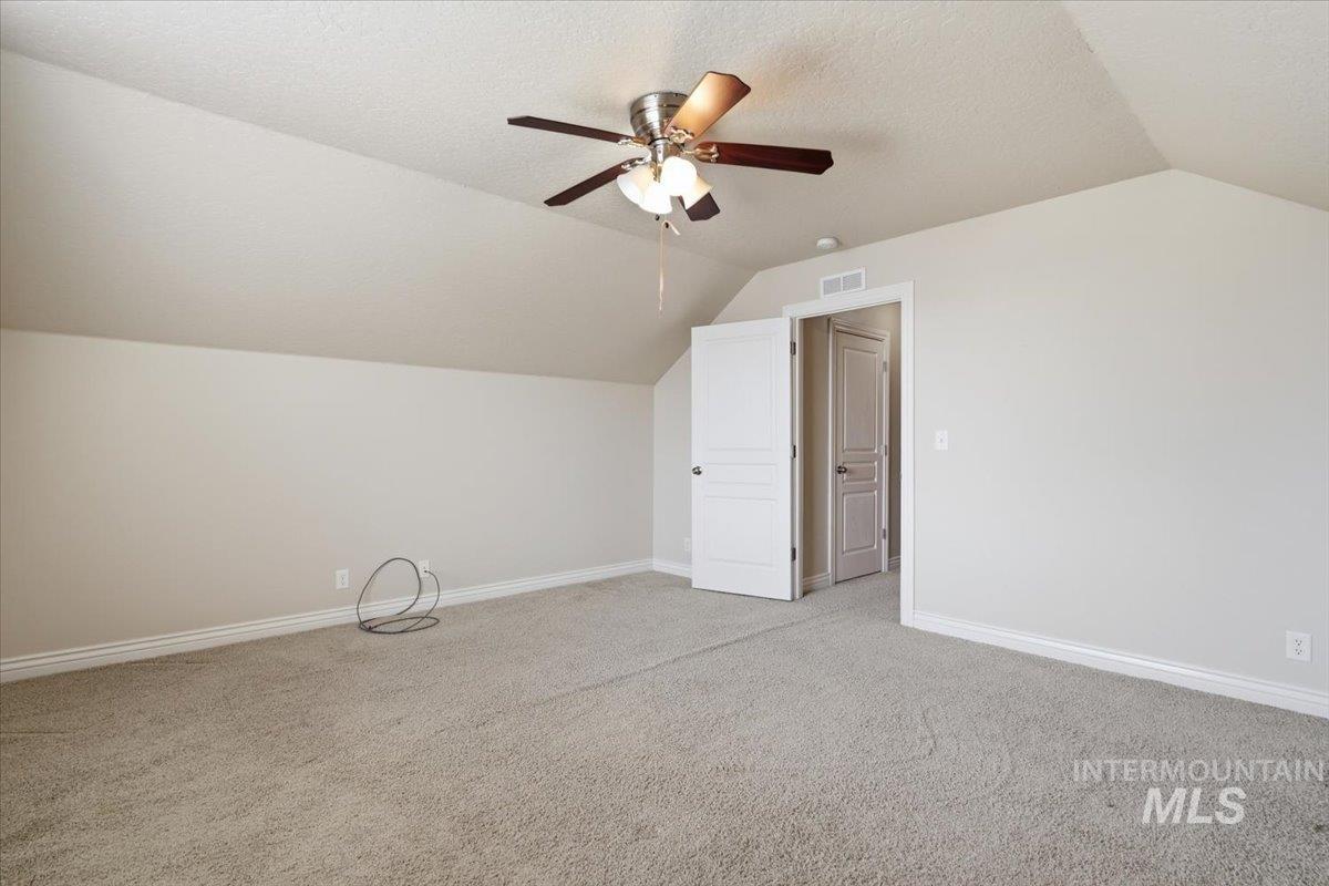 9701 W Penhurst Drive, Star, Idaho 83669, 4 Bedrooms, 3 Bathrooms, Residential For Sale, Price $599,900, 98986598