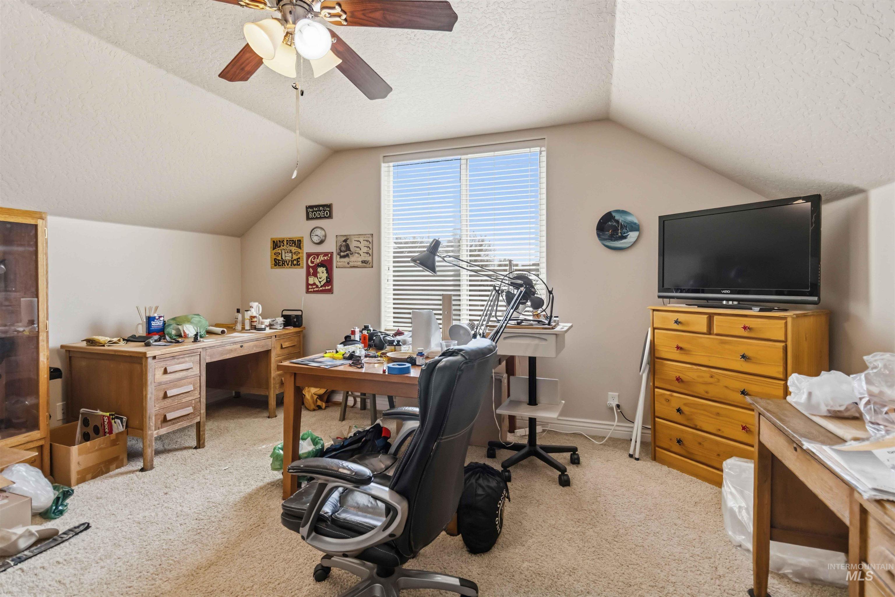 9701 W Penhurst Drive, Star, Idaho 83669, 4 Bedrooms, 3 Bathrooms, Residential For Sale, Price $620,000, 98986598