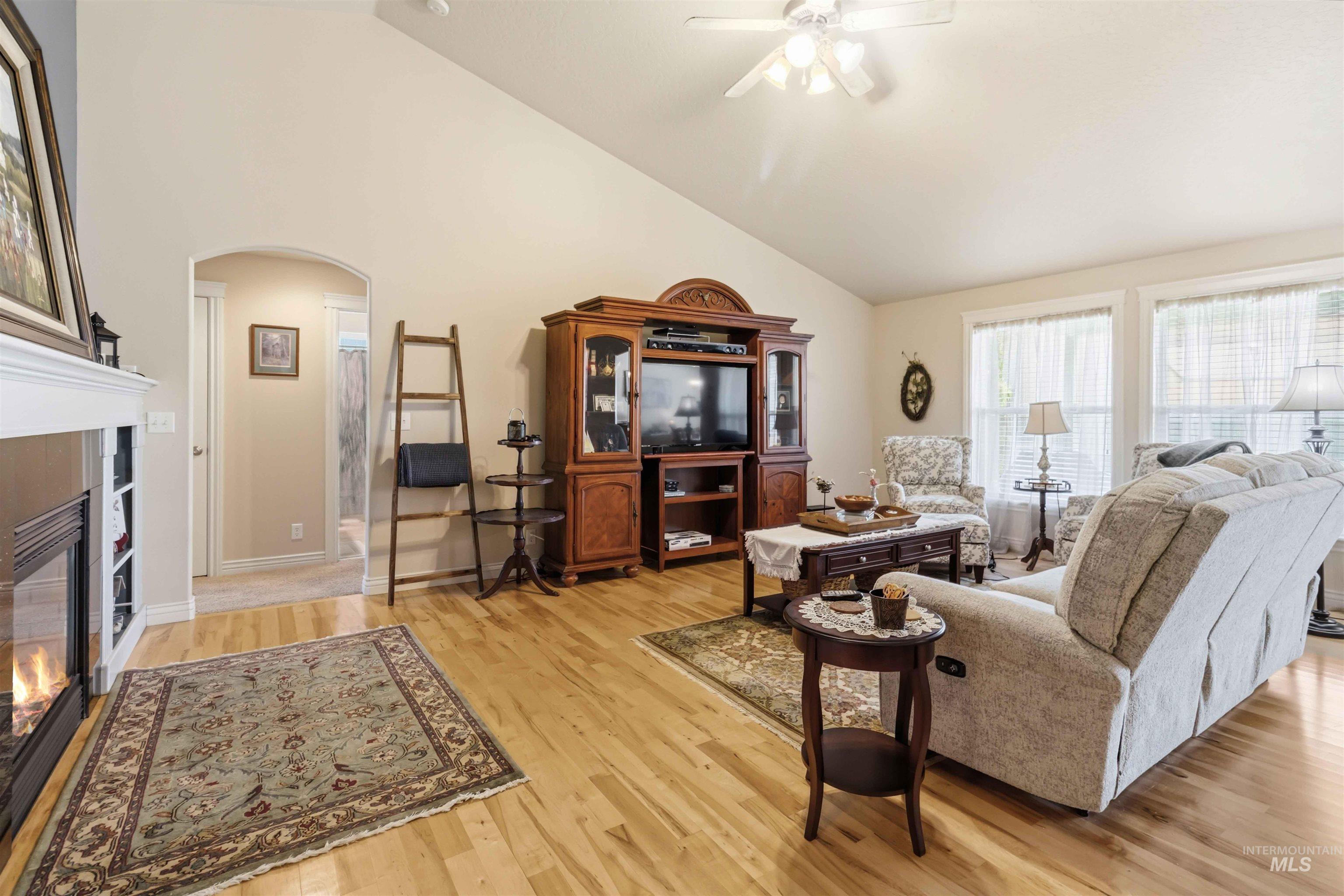 9701 W Penhurst Drive, Star, Idaho 83669, 4 Bedrooms, 3 Bathrooms, Residential For Sale, Price $620,000, 98986598