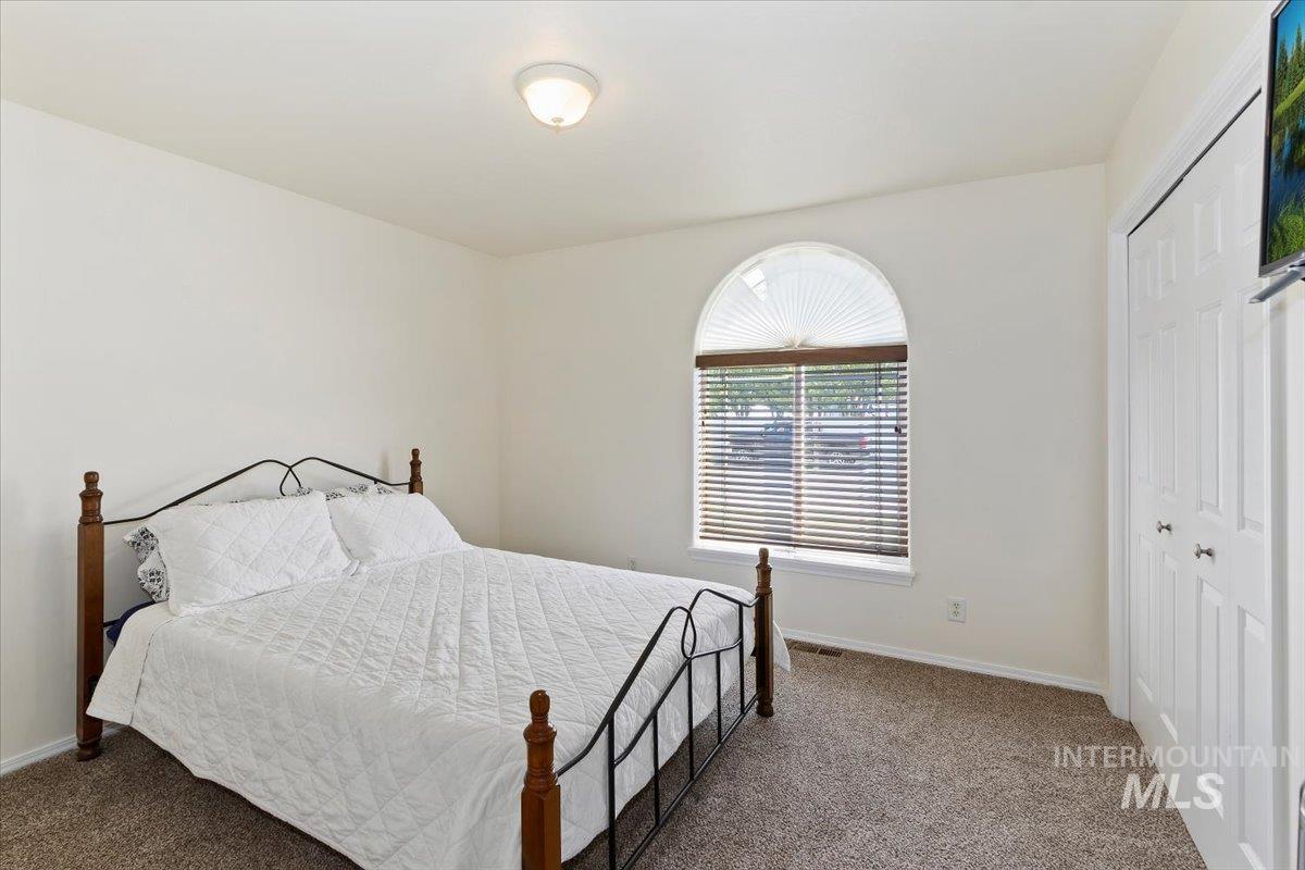 1495 North Pointe Drive, Twin Falls, Idaho 83301, 3 Bedrooms, 2 Bathrooms, Residential For Sale, Price $394,900, 98986599