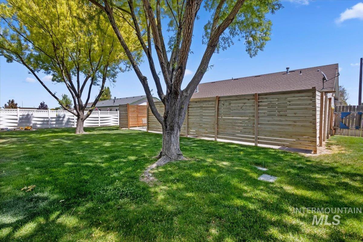 1495 North Pointe Drive, Twin Falls, Idaho 83301, 3 Bedrooms, 2 Bathrooms, Residential For Sale, Price $394,900, 98986599