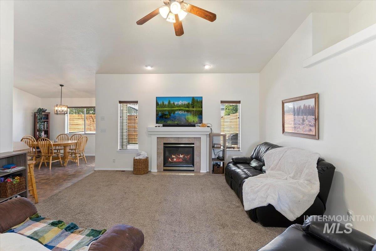 1495 North Pointe Drive, Twin Falls, Idaho 83301, 3 Bedrooms, 2 Bathrooms, Residential For Sale, Price $394,900, 98986599
