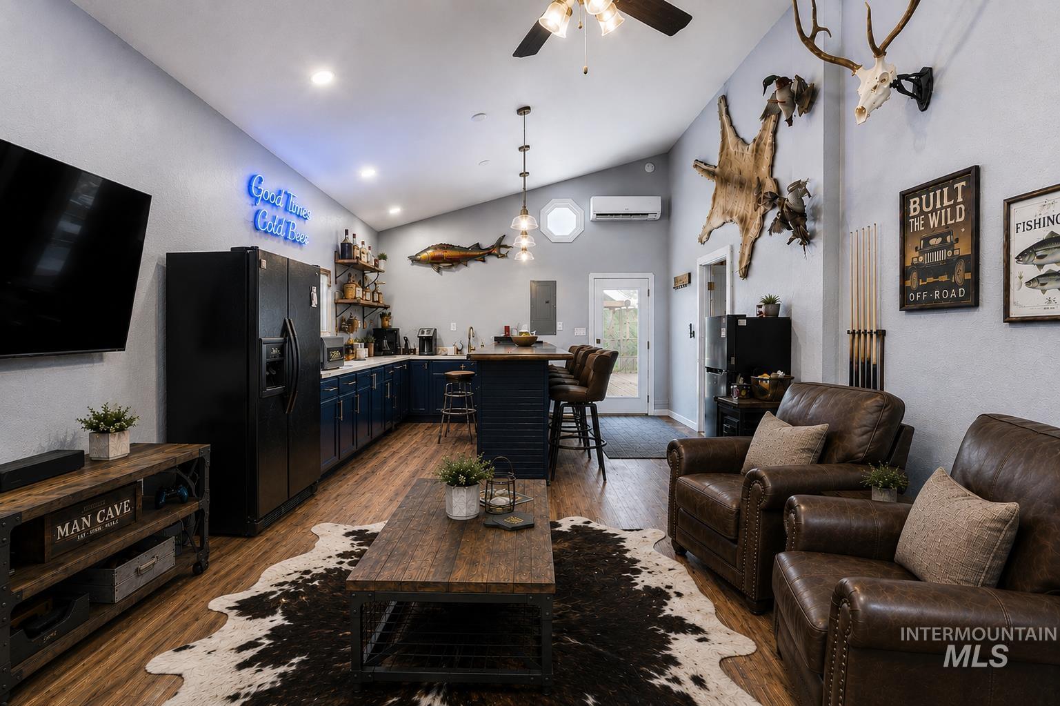 2926 Sunset Strip, Mountain Home, Idaho 83647, 3 Bedrooms, 2 Bathrooms, Residential For Sale, Price $618,900, 98986600