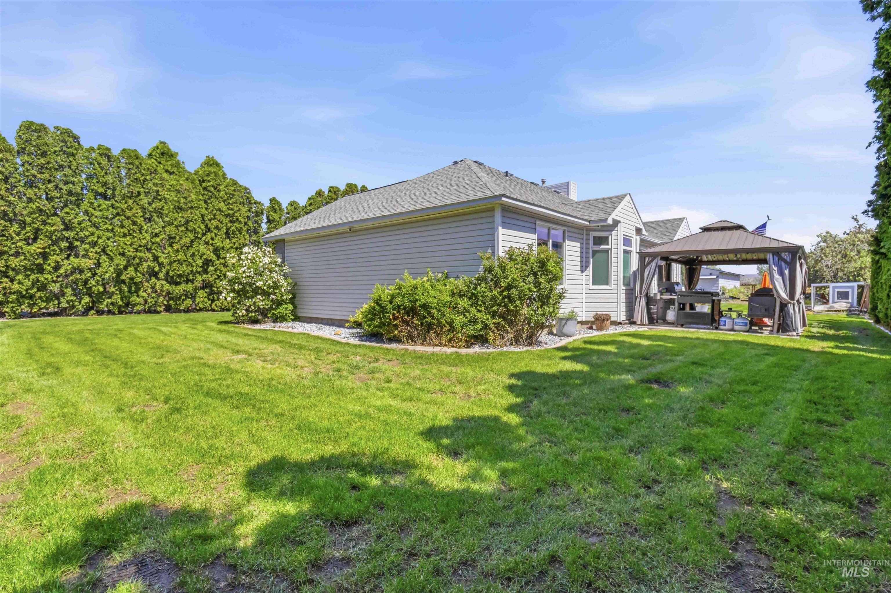 2926 Sunset Strip, Mountain Home, Idaho 83647, 3 Bedrooms, 2 Bathrooms, Residential For Sale, Price $618,900, 98986600