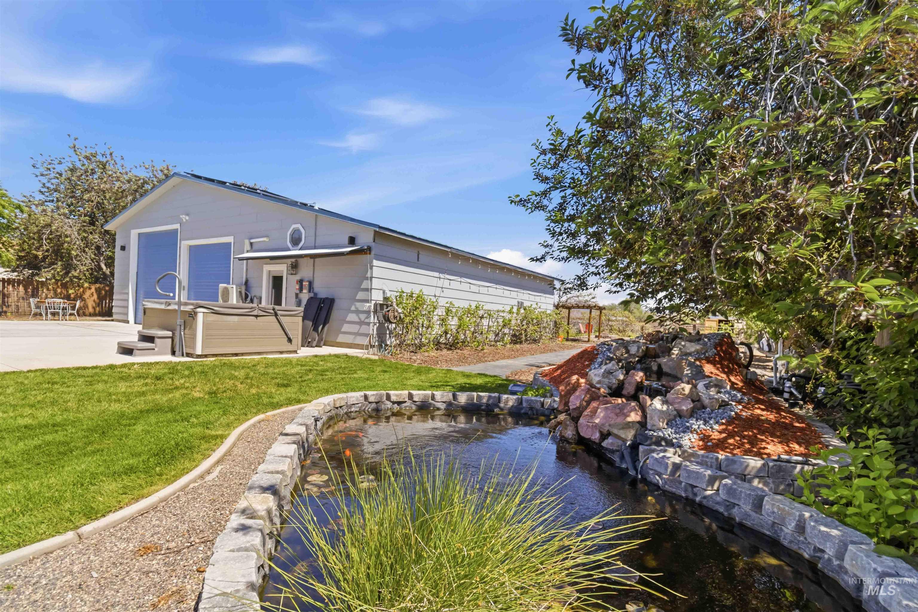 2926 Sunset Strip, Mountain Home, Idaho 83647, 3 Bedrooms, 2 Bathrooms, Residential For Sale, Price $618,900, 98986600
