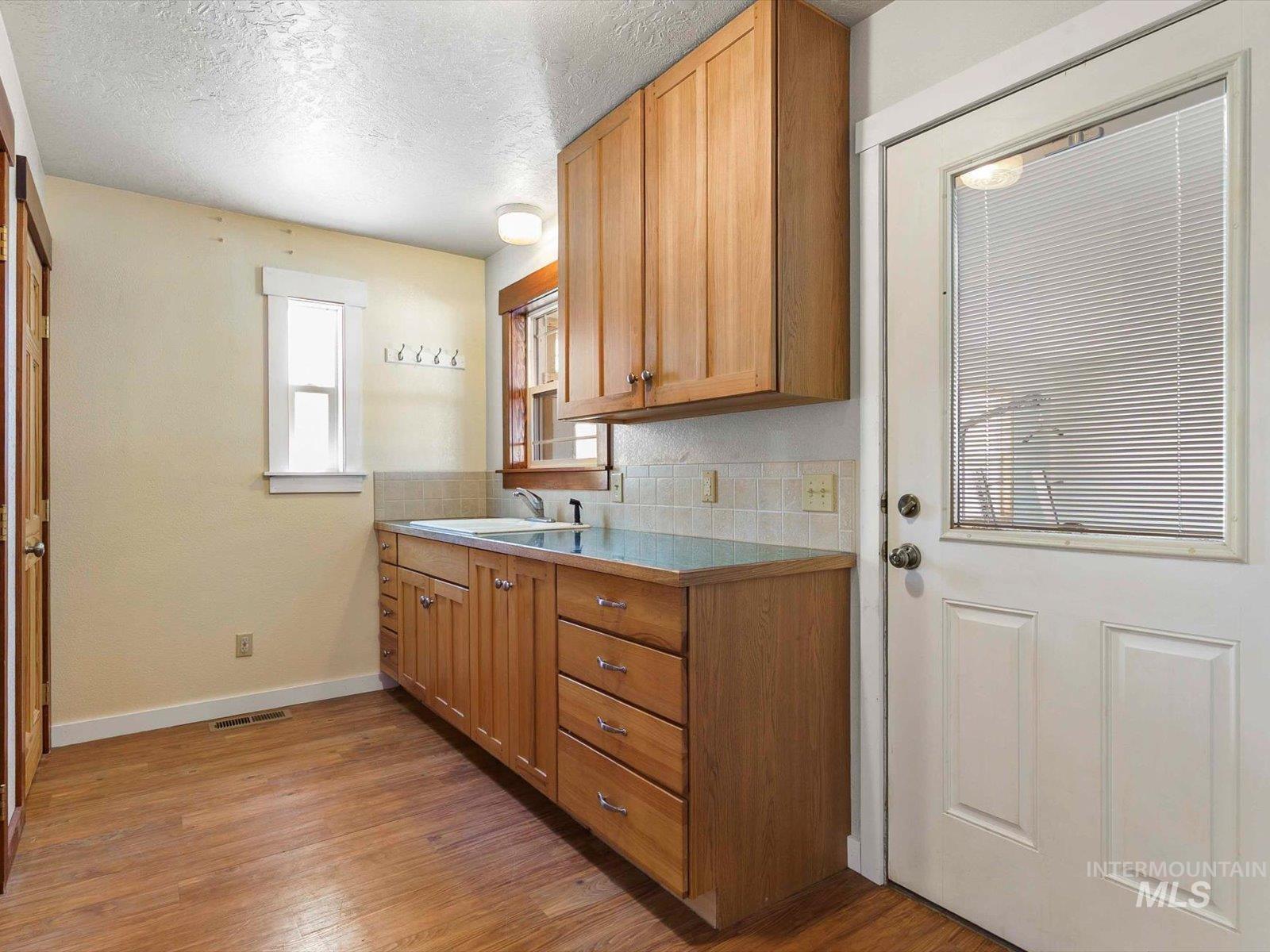 999 E. Sales Yard Rd, Emmett, Idaho 83617, 3 Bedrooms, 2 Bathrooms, Residential For Sale, Price $879,500, 98986602
