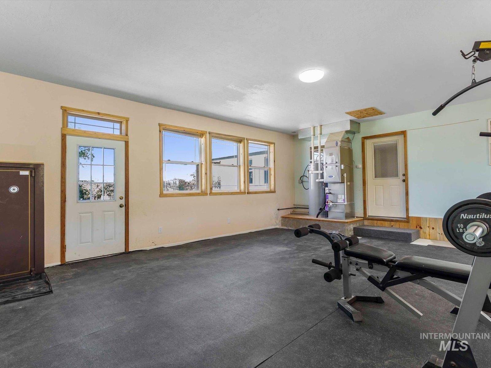 999 E. Sales Yard Rd, Emmett, Idaho 83617, 3 Bedrooms, 2 Bathrooms, Residential For Sale, Price $879,500, 98986602
