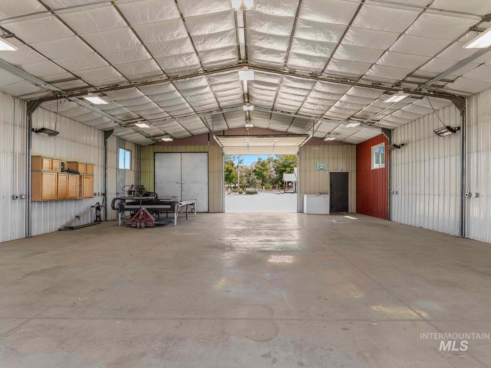 999 E. Sales Yard Rd, Emmett, Idaho 83617, 3 Bedrooms, 2 Bathrooms, Residential For Sale, Price $879,500, 98986602
