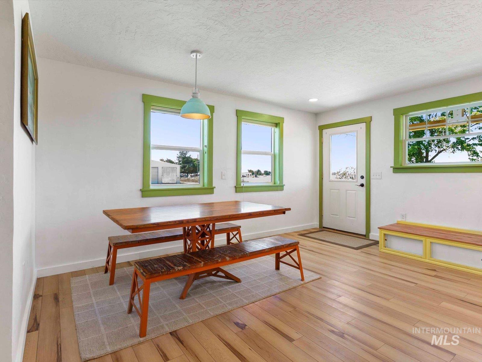 999 E. Sales Yard Rd, Emmett, Idaho 83617, 3 Bedrooms, 2 Bathrooms, Residential For Sale, Price $879,500, 98986602