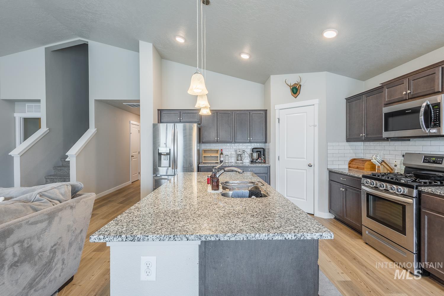 12623 Shadow Peak St., Caldwell, Idaho 83607, 4 Bedrooms, 2 Bathrooms, Residential For Sale, Price $422,000, 98986604