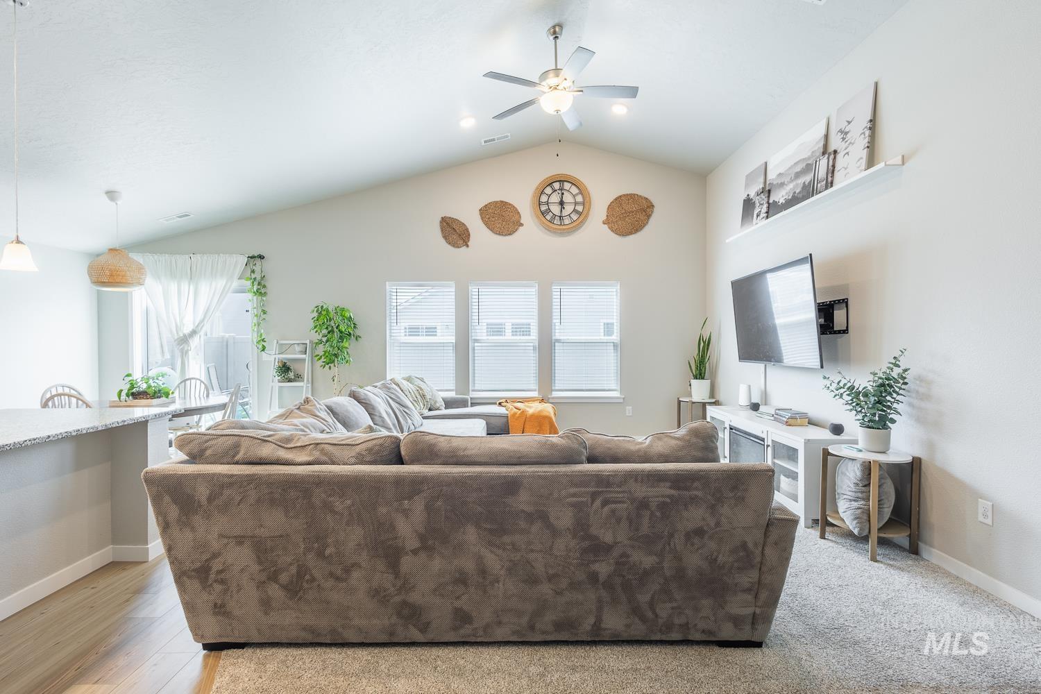 12623 Shadow Peak St., Caldwell, Idaho 83607, 4 Bedrooms, 2 Bathrooms, Residential For Sale, Price $422,000, 98986604