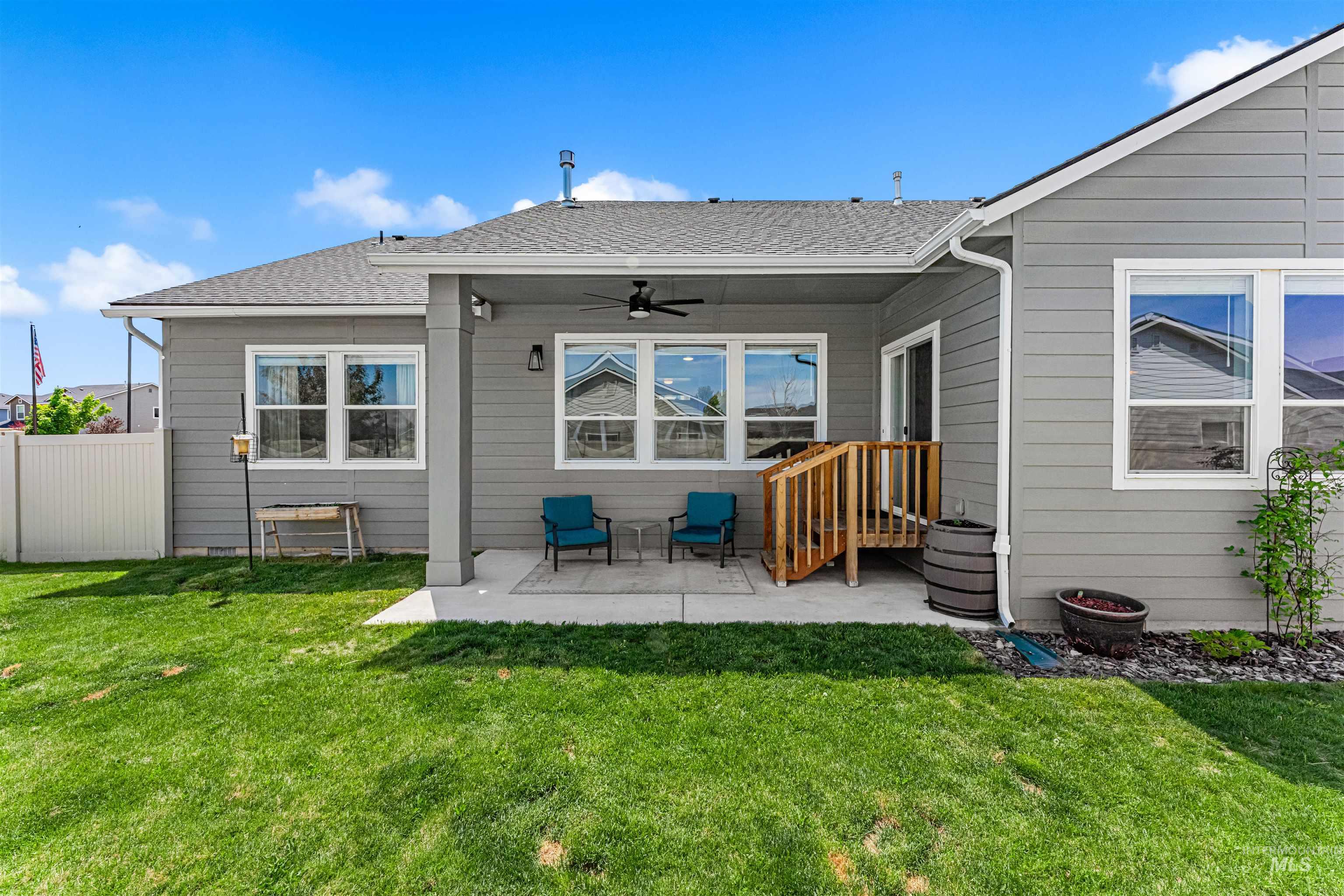 6738 S Memory Way, Meridian, Idaho 83642, 4 Bedrooms, 2 Bathrooms, Residential For Sale, Price $478,900, 98986605