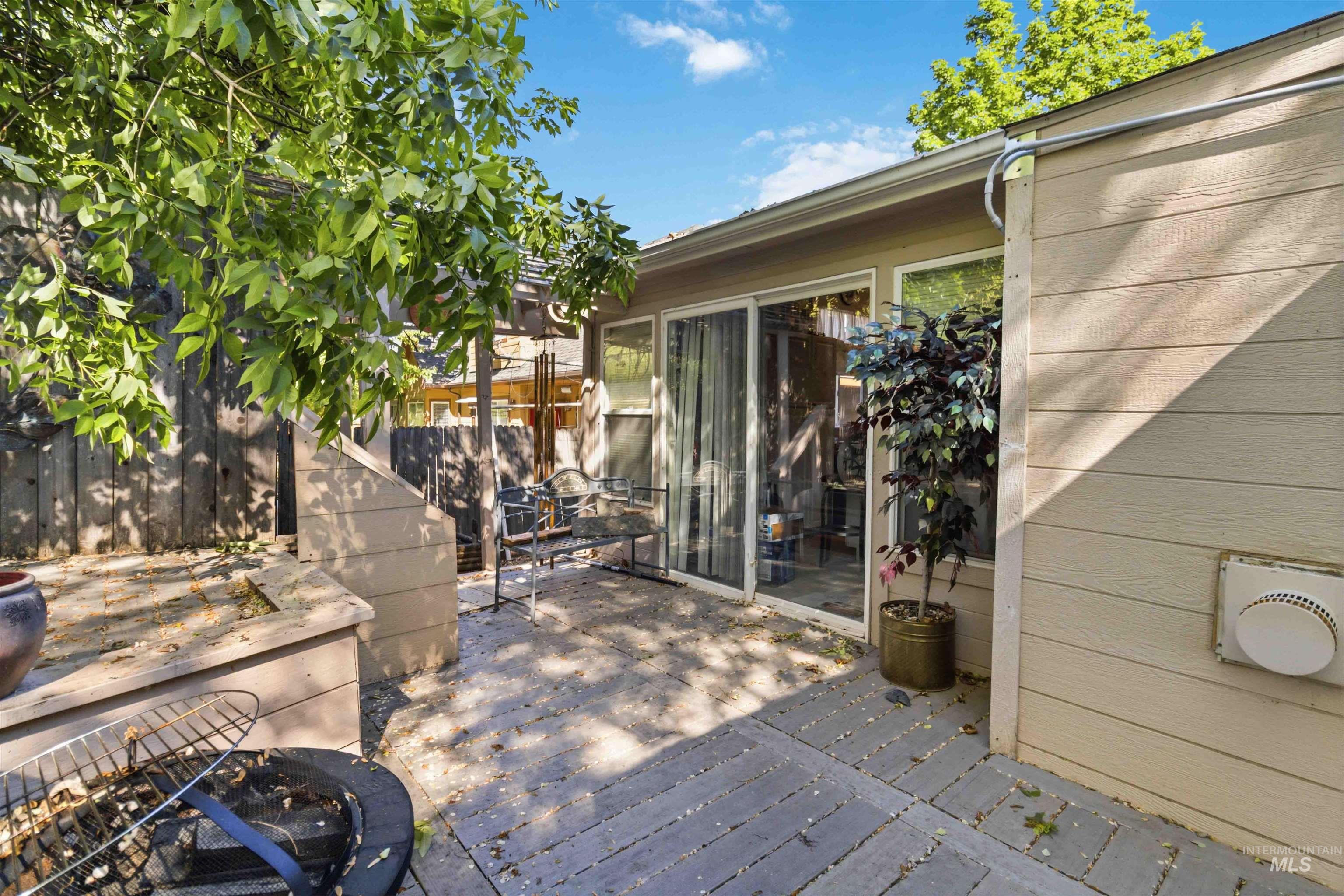 6482 S Lodgepole Pl, Boise, Idaho 83716, 4 Bedrooms, 2 Bathrooms, Residential For Sale, Price $530,000, 98986608
