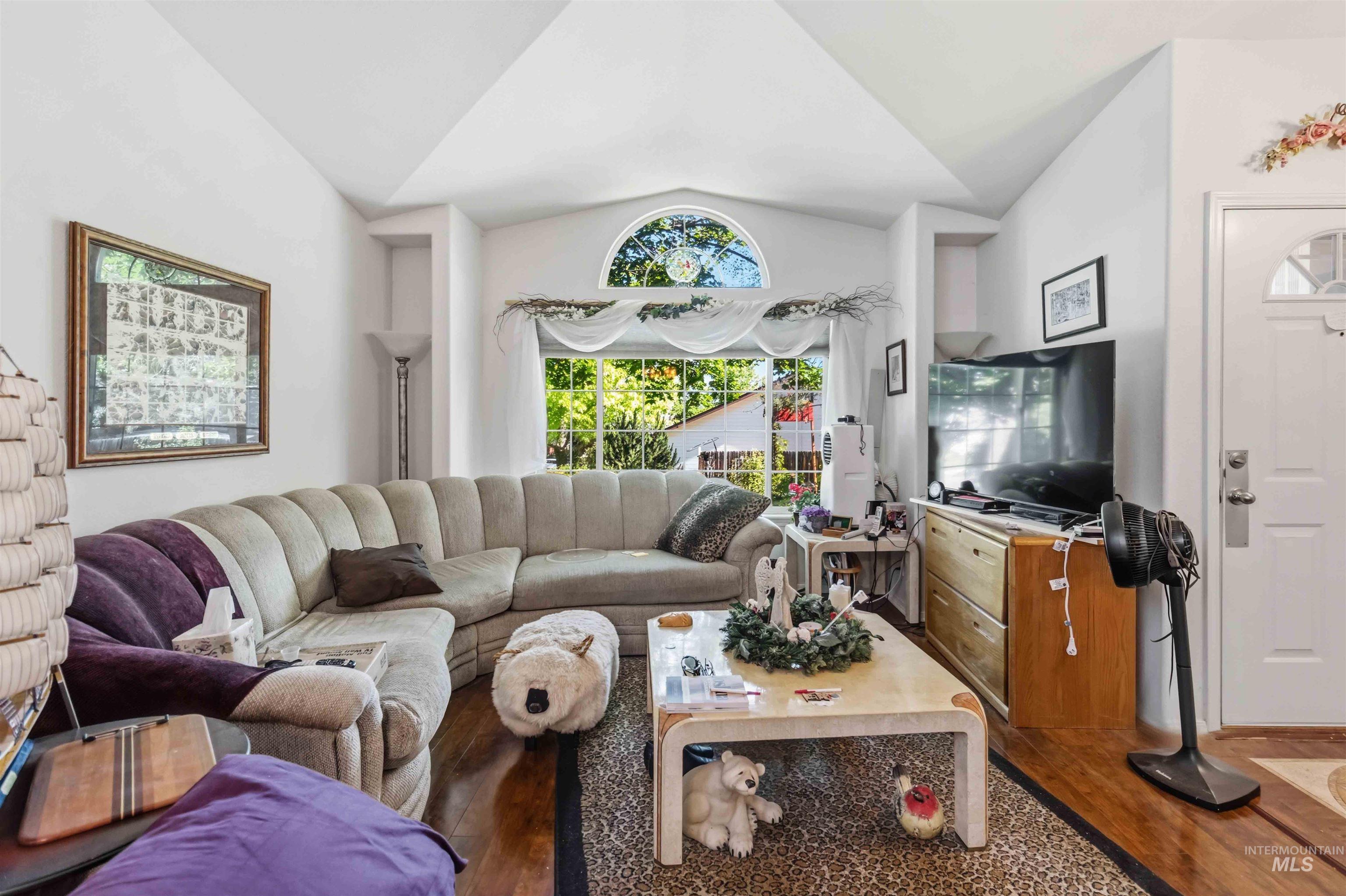 6482 S Lodgepole Pl, Boise, Idaho 83716, 4 Bedrooms, 2 Bathrooms, Residential For Sale, Price $530,000, 98986608