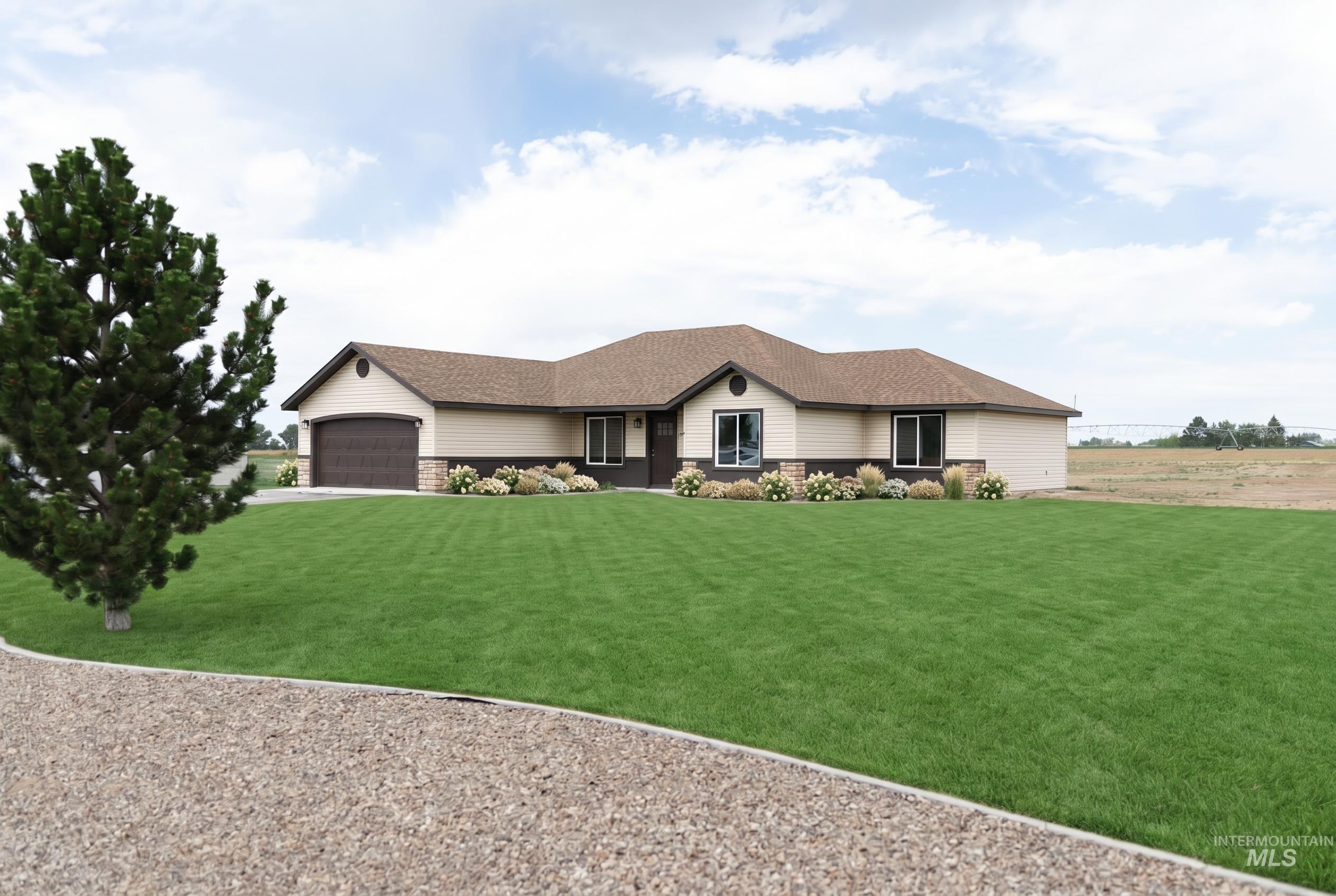 179 W 30 South, Jerome, Idaho 83338, 4 Bedrooms, 2 Bathrooms, Residential For Sale, Price $489,900, 98986610