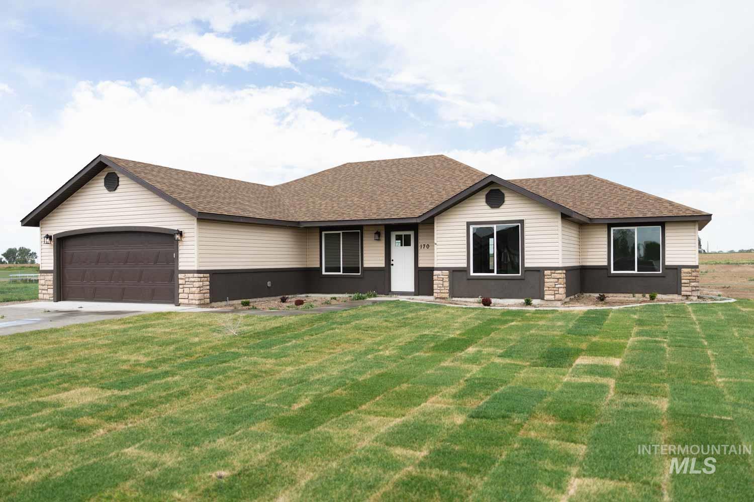 179 W 30 South, Jerome, Idaho 83338, 4 Bedrooms, 2 Bathrooms, Residential For Sale, Price $489,900, 98986610