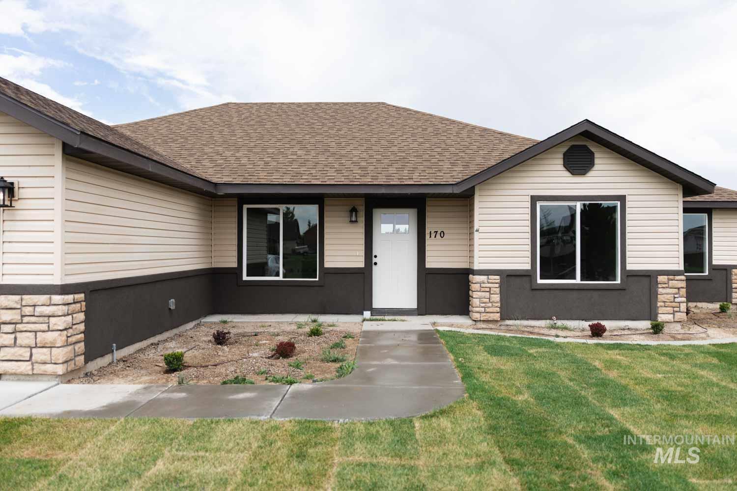 179 W 30 South, Jerome, Idaho 83338, 4 Bedrooms, 2 Bathrooms, Residential For Sale, Price $489,900, 98986610