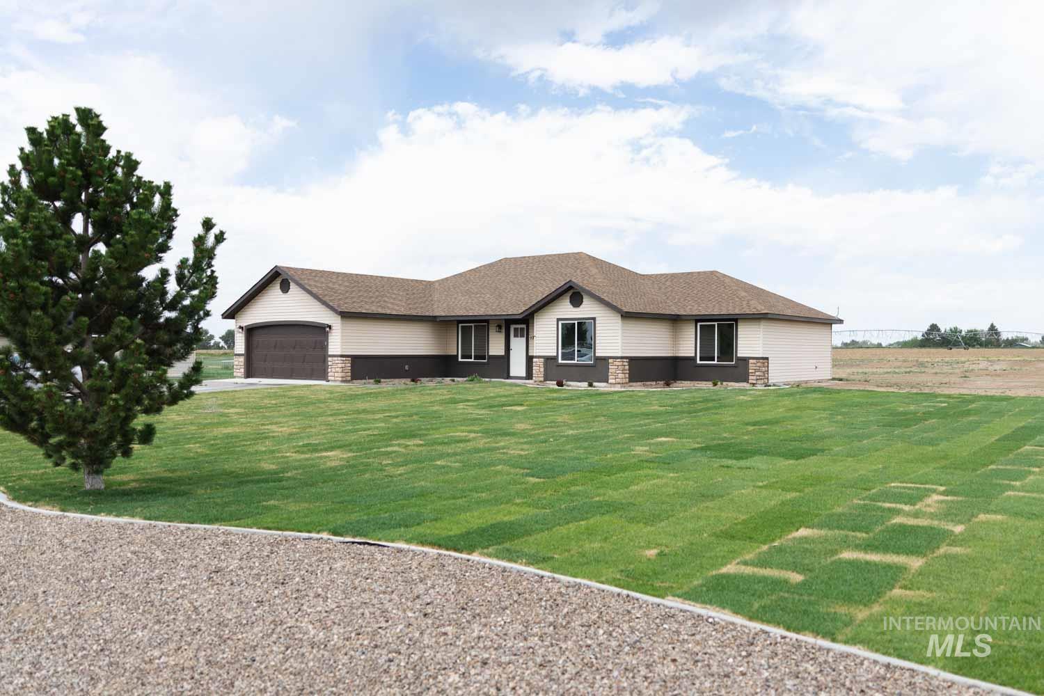 179 W 30 South, Jerome, Idaho 83338, 4 Bedrooms, 2 Bathrooms, Residential For Sale, Price $489,900, 98986610