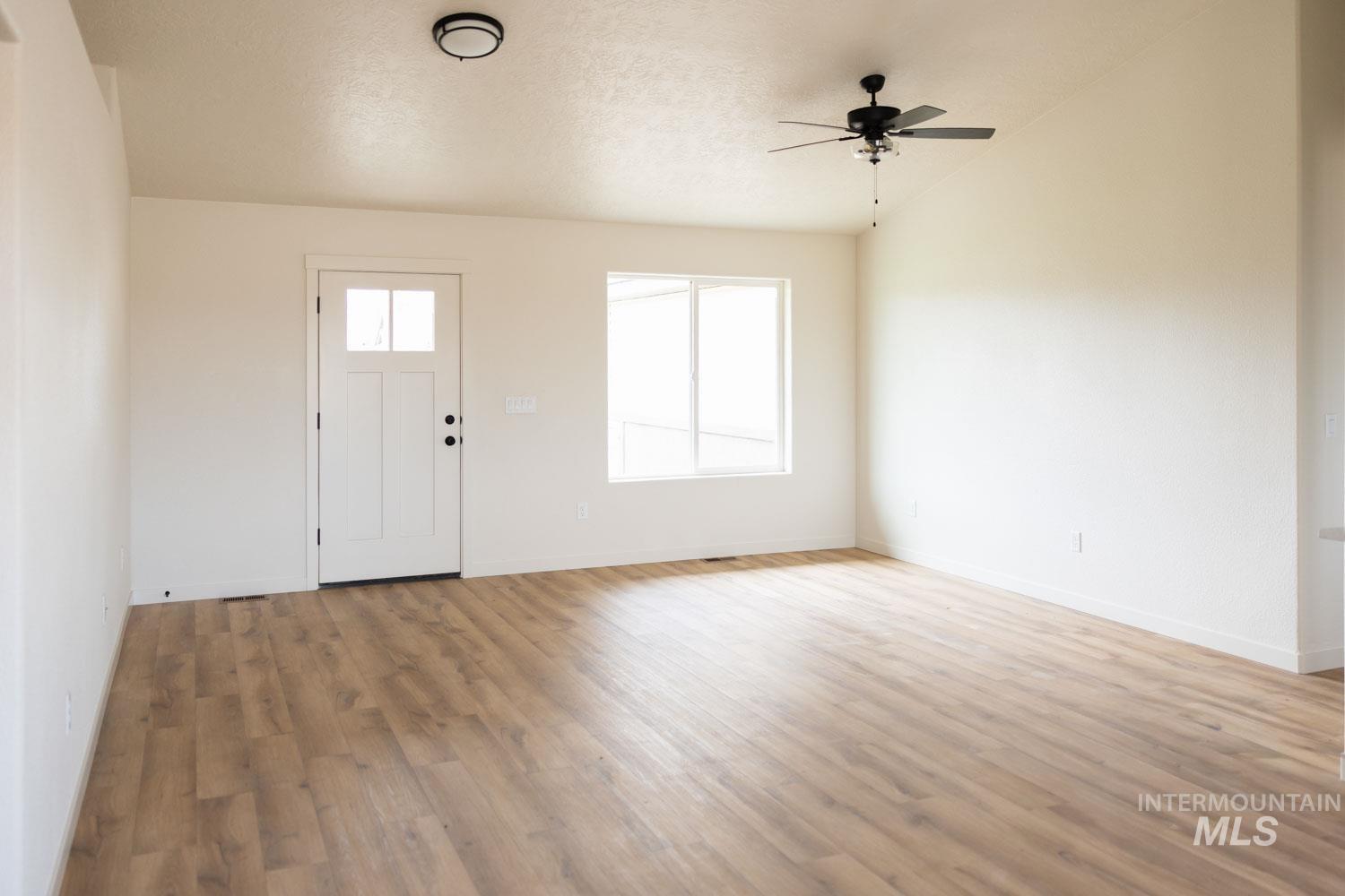 179 W 30 South, Jerome, Idaho 83338, 4 Bedrooms, 2 Bathrooms, Residential For Sale, Price $489,900, 98986610