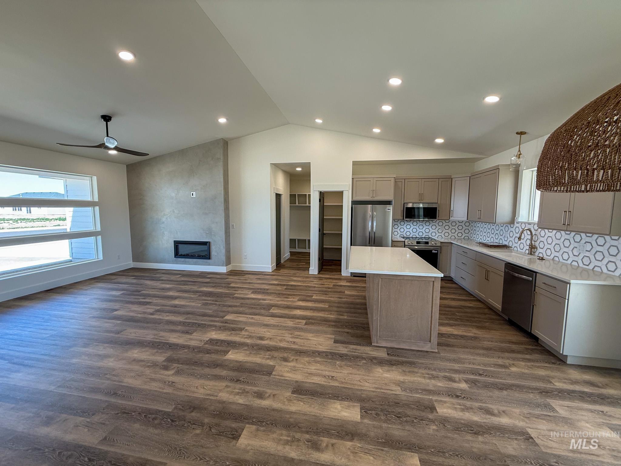 1108 Sage, Rupert, Idaho 83350, 4 Bedrooms, 2.5 Bathrooms, Residential For Sale, Price $439,000, 98986614