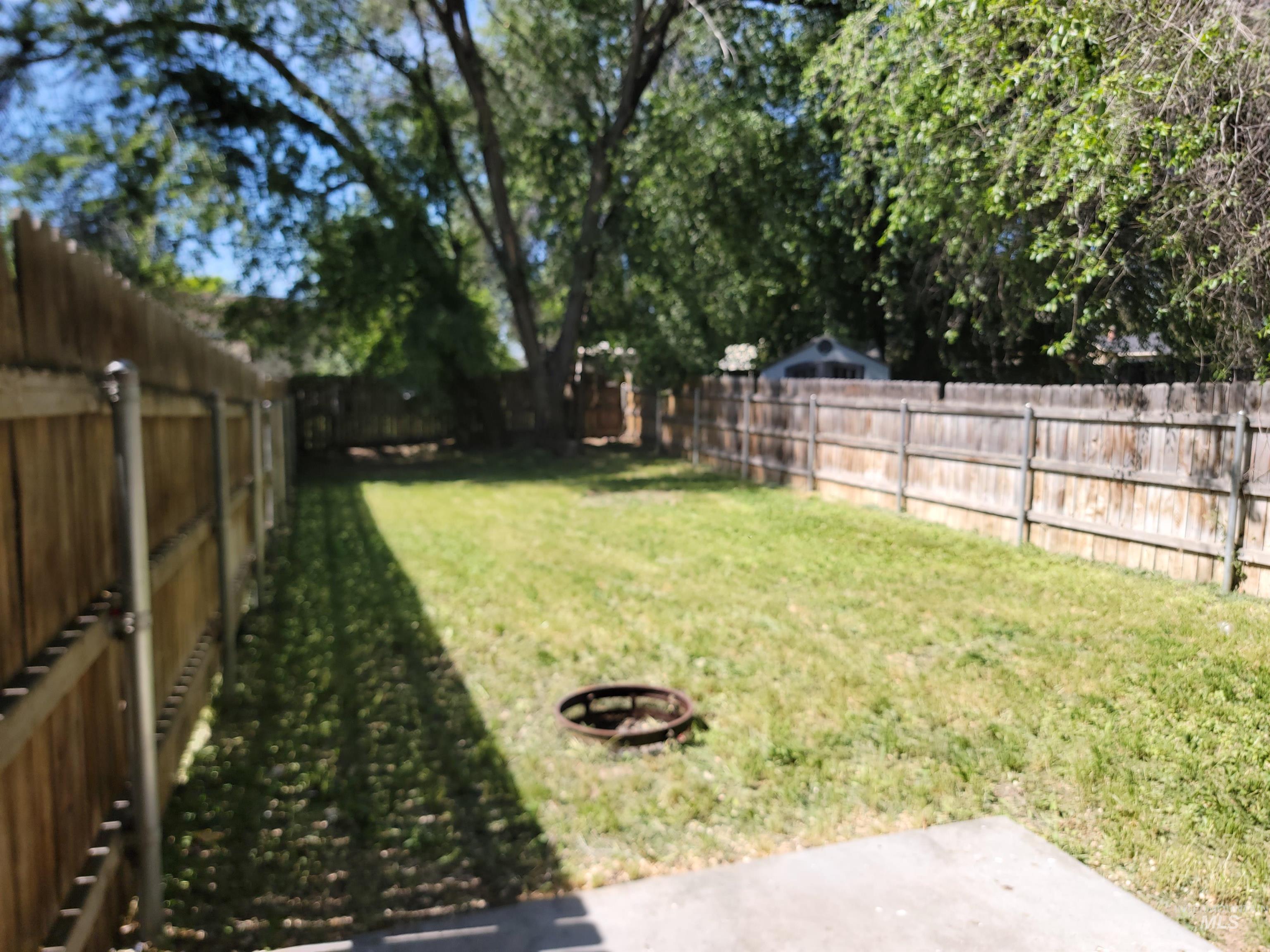 217 & 219 20Th Ave N, Nampa, Idaho 83687-4455, 3 Bedrooms, 1.5 Bathrooms, Residential Income For Sale, Price $649,000,MLS 98986615
