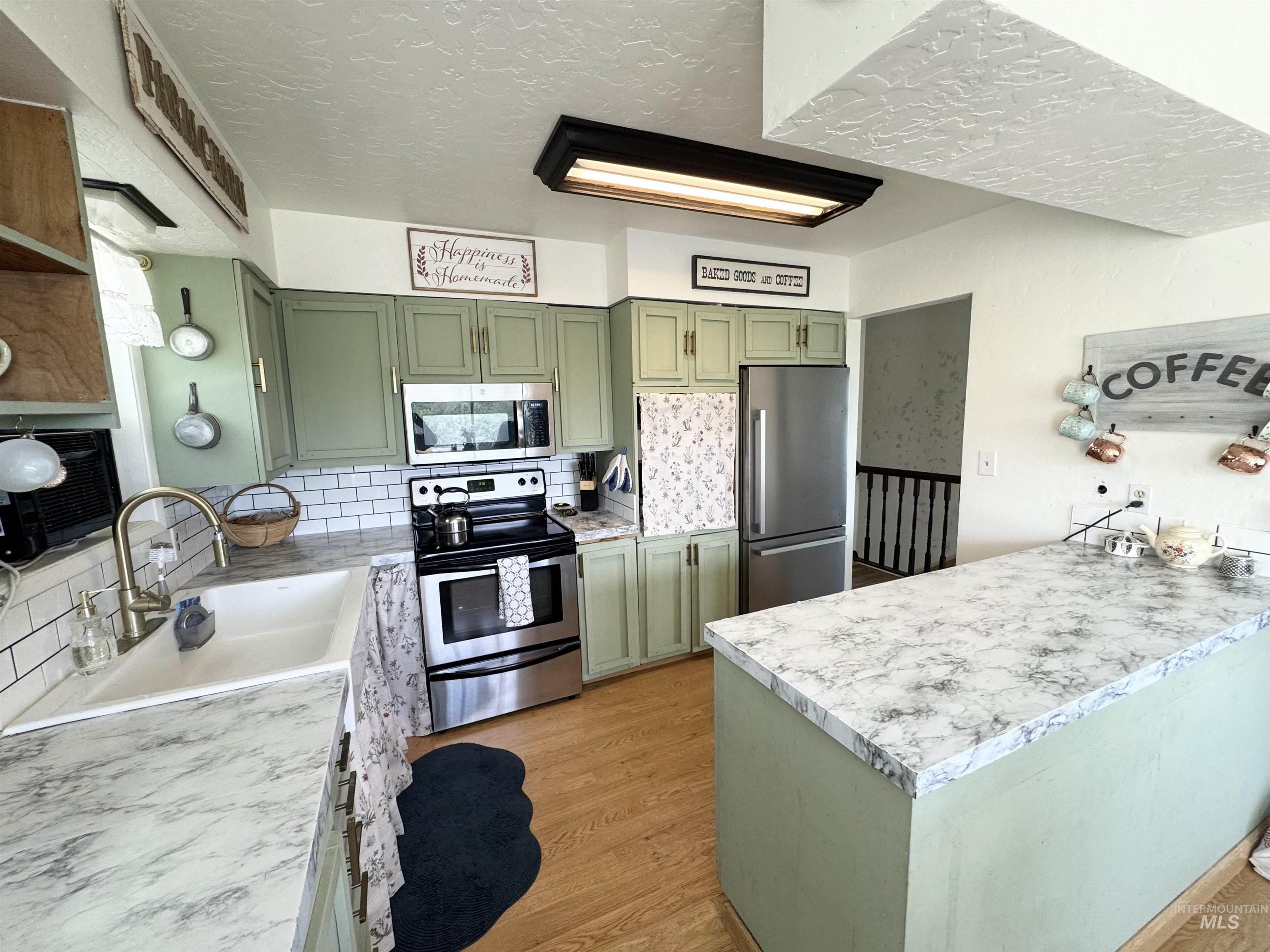 10590 Duck Lane, Nampa, Idaho 83686, 4 Bedrooms, 2 Bathrooms, Residential For Sale, Price $2,800,000, 98986619