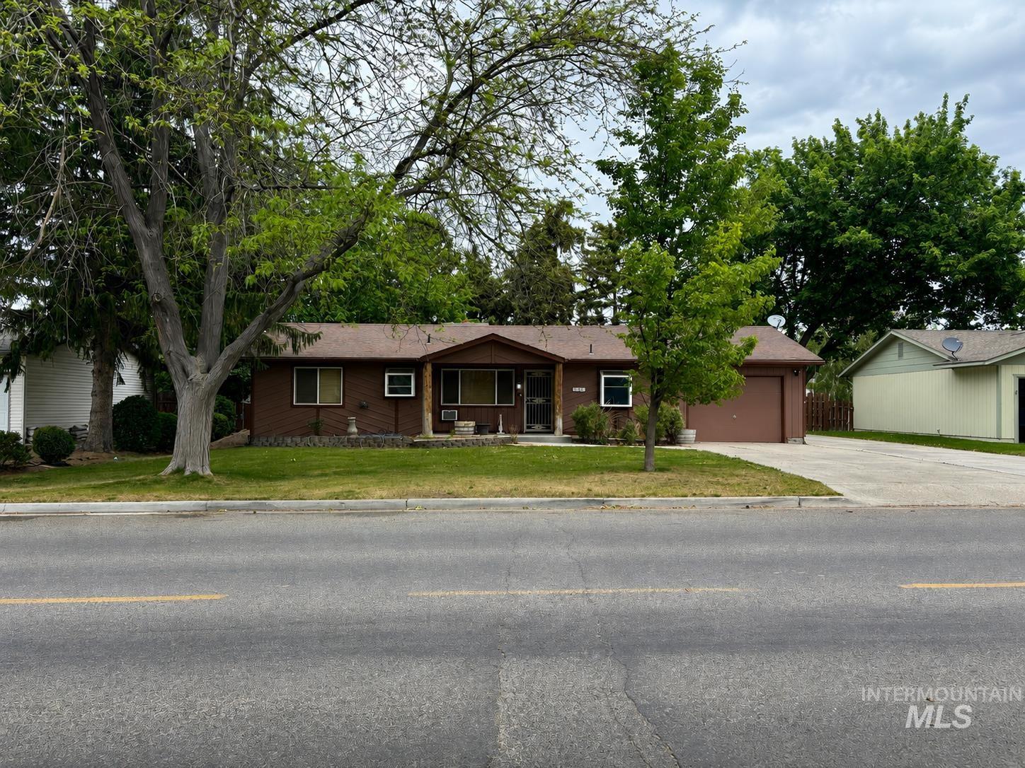 526 E 16th Ave., Jerome, Idaho 83338, 2 Bedrooms, 2 Bathrooms, Residential For Sale, Price $283,750, 98986622