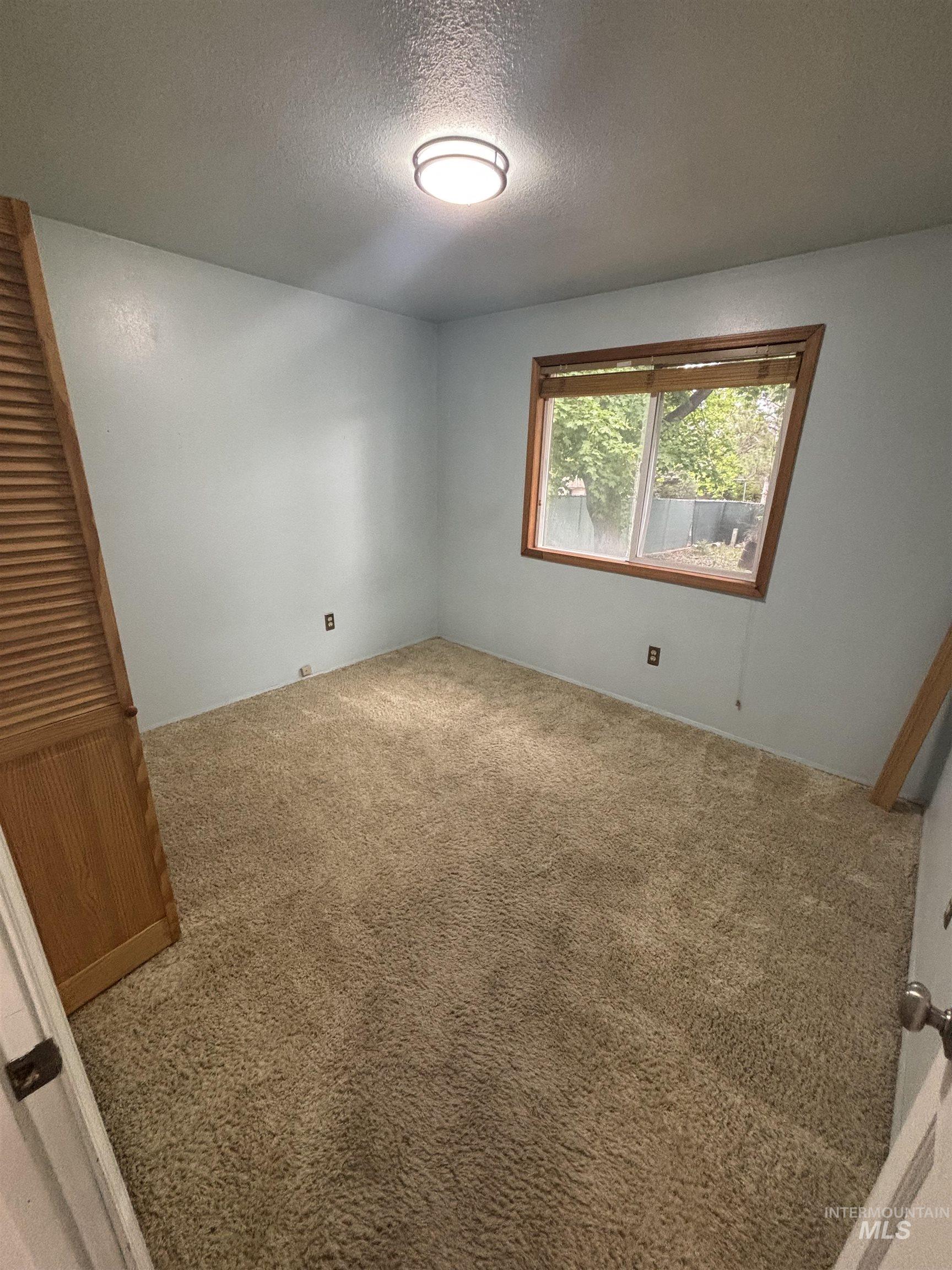 526 E 16th Ave., Jerome, Idaho 83338, 2 Bedrooms, 2 Bathrooms, Residential For Sale, Price $283,750, 98986622