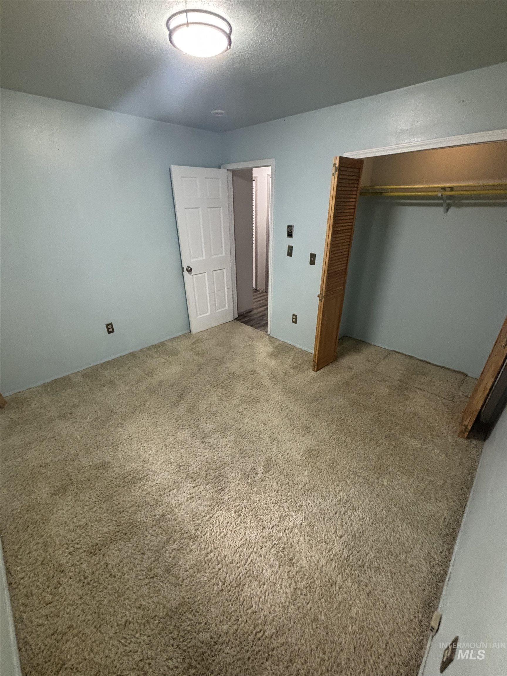 526 E 16th Ave., Jerome, Idaho 83338, 2 Bedrooms, 2 Bathrooms, Residential For Sale, Price $283,750, 98986622
