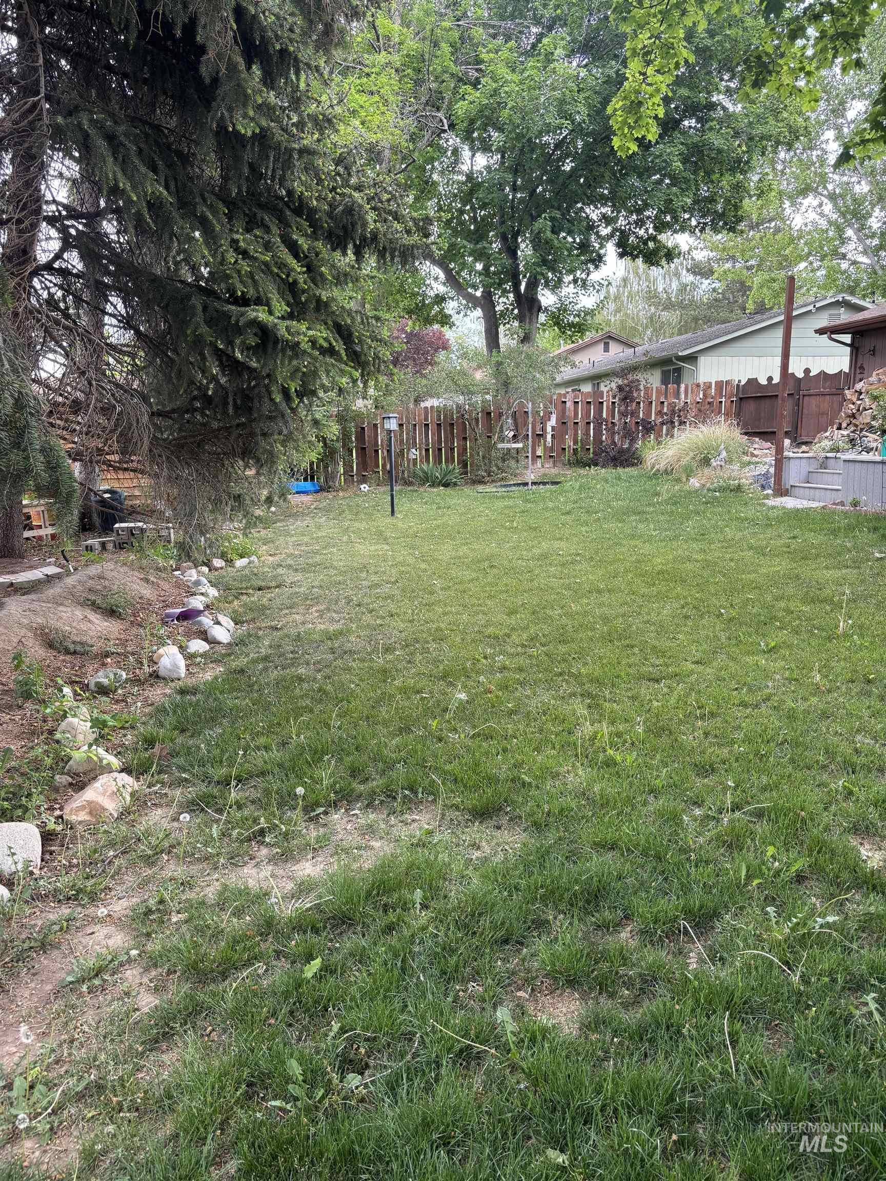 526 E 16th Ave., Jerome, Idaho 83338, 2 Bedrooms, 2 Bathrooms, Residential For Sale, Price $283,750, 98986622