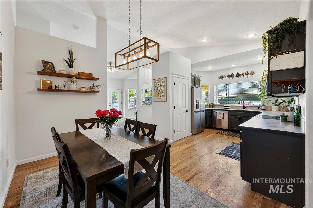714 W Calderwood St, Meridian, Idaho 83642, 4 Bedrooms, 2.5 Bathrooms, Residential For Sale, Price $499,900, 98986623