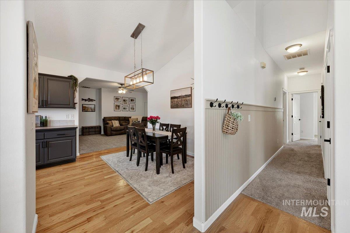 714 W Calderwood St, Meridian, Idaho 83642, 4 Bedrooms, 2.5 Bathrooms, Residential For Sale, Price $499,900, 98986623