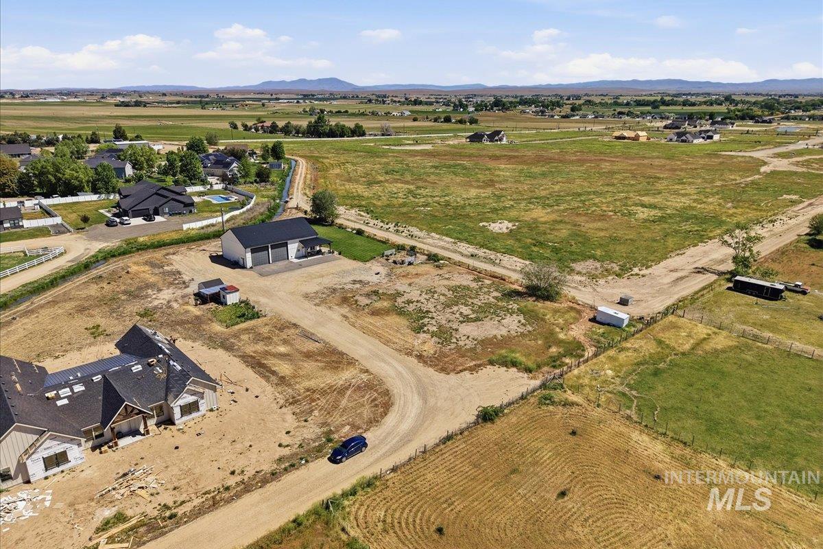 13906 Winding Willow Dr, Caldwell, Idaho 83607, 1 Bedroom, 1 Bathroom, Residential For Sale, Price $595,900, 98986624