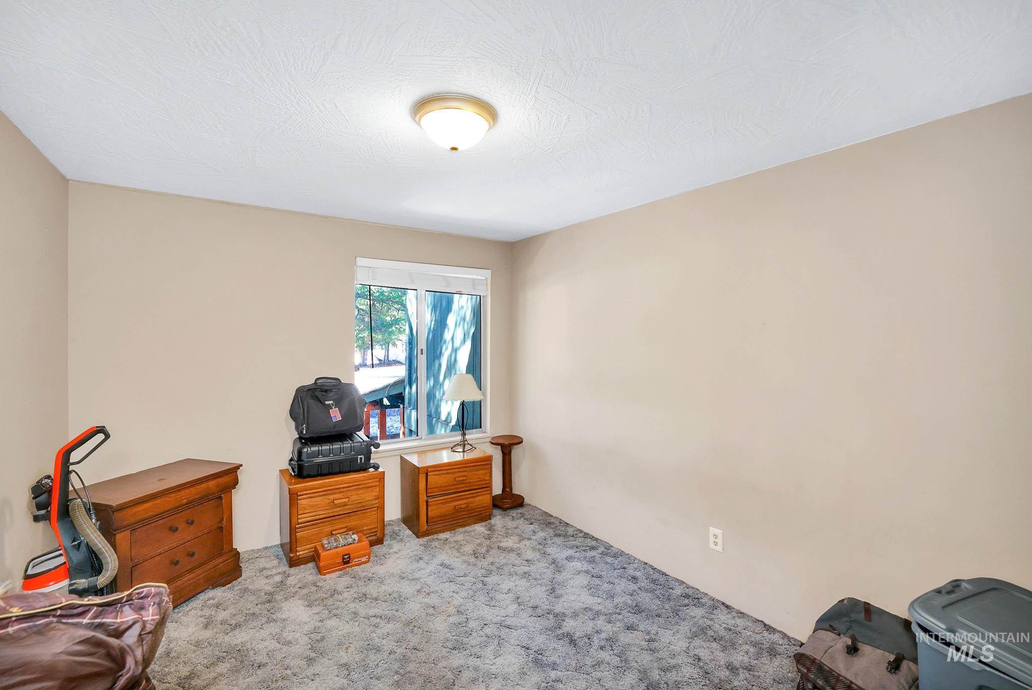 301 N Mission Street, McCall, Idaho 83638, 2 Bedrooms, 1.5 Bathrooms, Residential For Sale, Price $429,000, 98986625