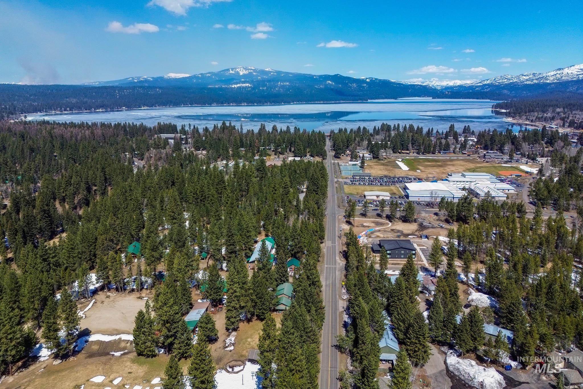 301 N Mission Street, McCall, Idaho 83638, 2 Bedrooms, 1.5 Bathrooms, Residential For Sale, Price $429,000, 98986625